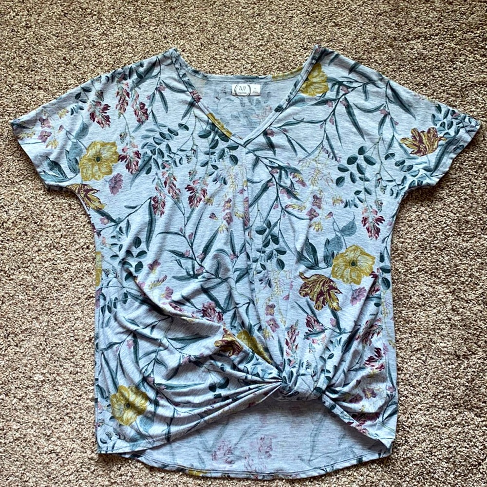 Gray Blouse w/Flowers